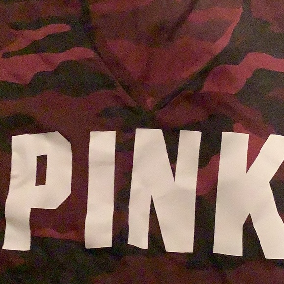 Pink shirt size small. - Picture 3 of 6